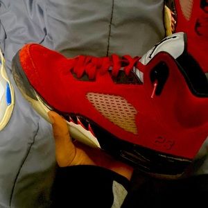 Jordan 5 rageing  bulls